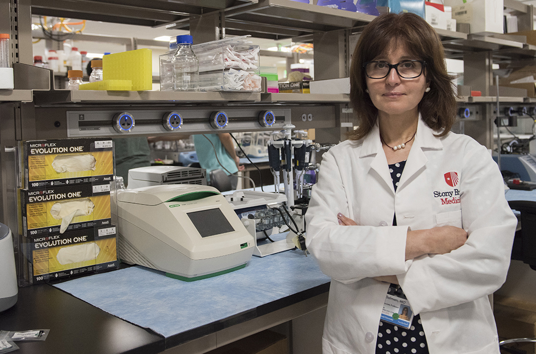 Dr Huda Salman in research lab
